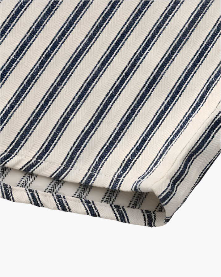 Classic Vertical Stripe Men's Tailored Fit Shirt - Premium Cotton Blend